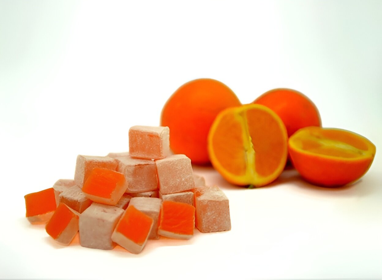 You are currently viewing طرز تهیه لوکوم پرتقال با عطر دلنشین و بافت ژله‌ای