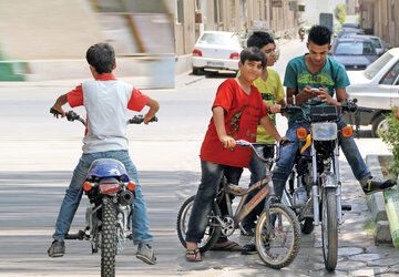 گواهینامه موتور برای پسرهای16ساله خطرناک است؟