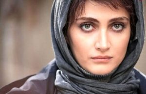 Read more about the article اشک‌های الناز ملک در صحنه تئاتر؛ ادای احترام به کاظم هژیر آزاد