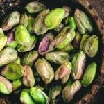 افراد پیش دیابتی شب ها این آجیل را بخورند