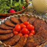 کتلت هویج با گوشت چرخ کرده؛ یک وعده غذایی متفاوت و خوشمزه برای خانواده