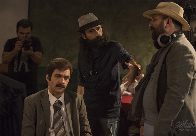 مهران احمدی تو درباره حکومت پهلوی سریال تلویزیونی می‌سازی؛ تو حرف نزن!